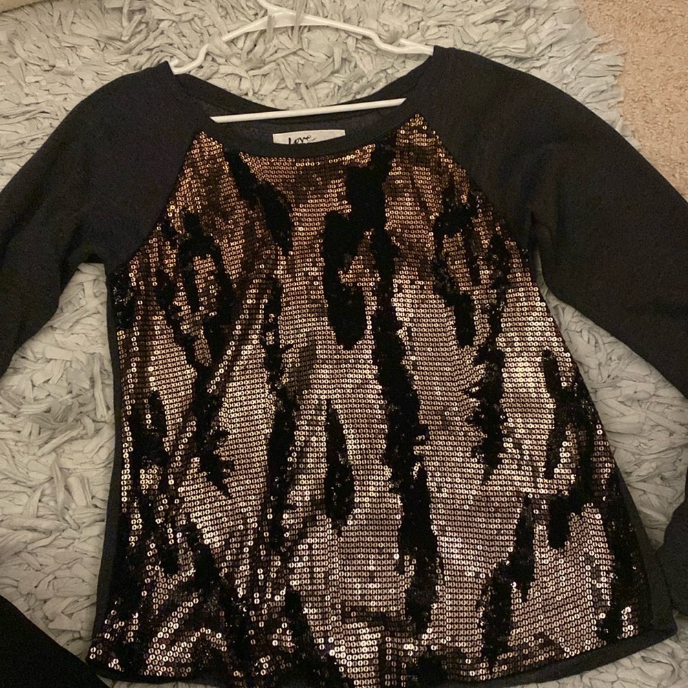 Flawless LIKE NEW Sweatshirt